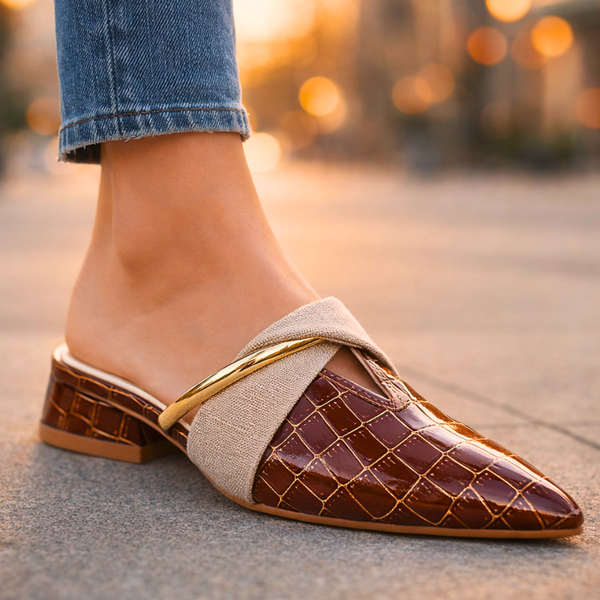 THE EMBER — Croc-Embossed Pointed Mule