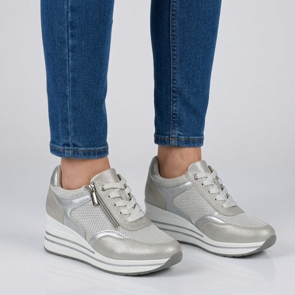THE IRIS —Modern Everyday Wedge
