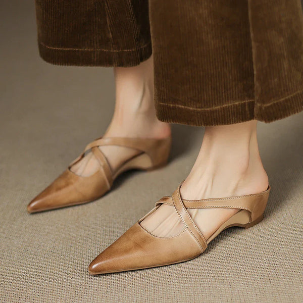 THE HENLEY — Pointed Leather Mule